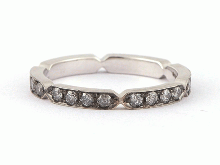 18k White Gold Pinch Diamond Ring Fashion