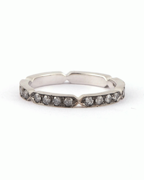 18k White Gold Pinch Diamond Ring Fashion