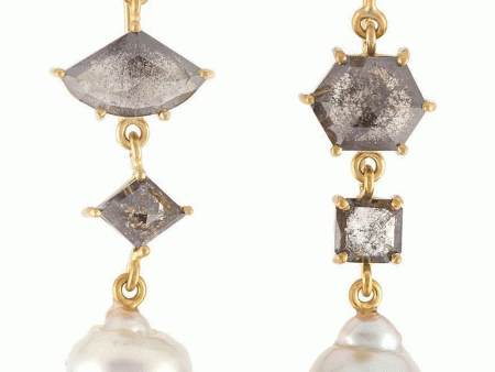 18k Yellow Gold Diamond Dangle Earrings For Sale