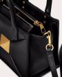 Small One Stud Double Handle Bag in Nero Fashion