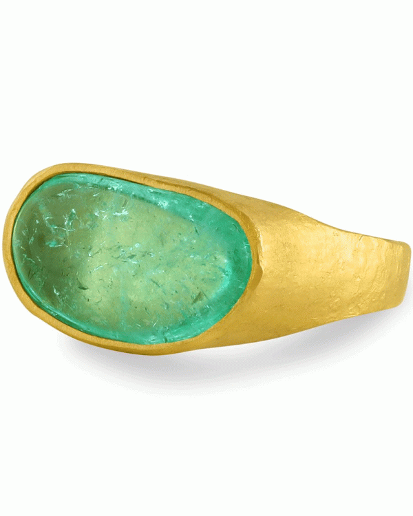 22k Yellow Gold 7 ct. Muzo Emerald Tumble Roman Signet Ring Supply